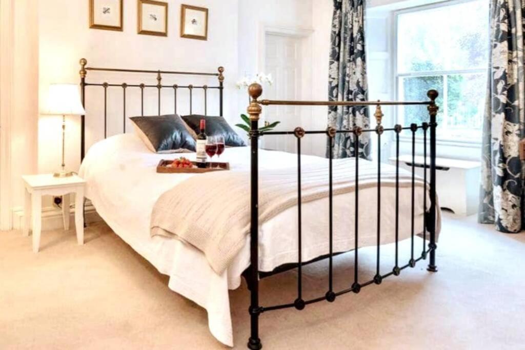 Georgian Villa In Richmond On The River Swale Bagian luar foto