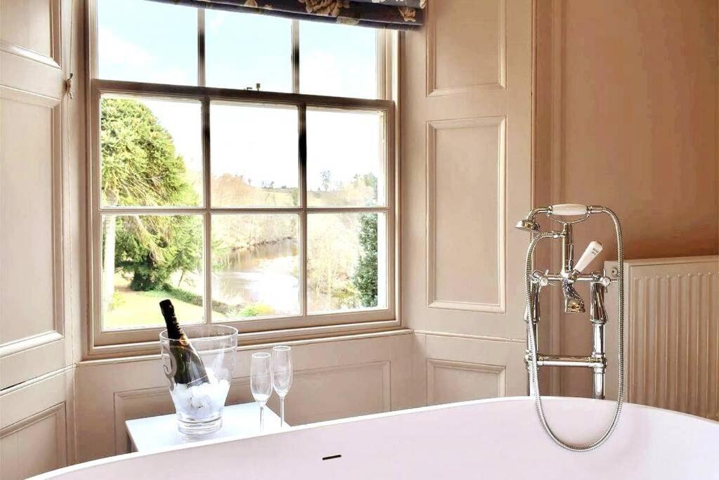 Georgian Villa In Richmond On The River Swale Bagian luar foto